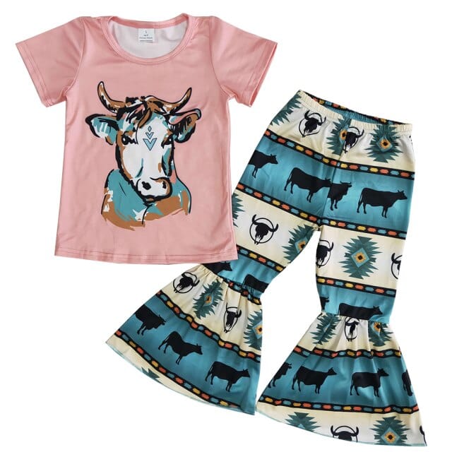 Camiseta con estampado de letras y sombrero de toro occidental con estampado de vaquero y campana de vaca para niños pequeños y niñas
