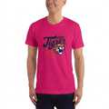 Fuchsia T-shirt with Tigres logo on the front